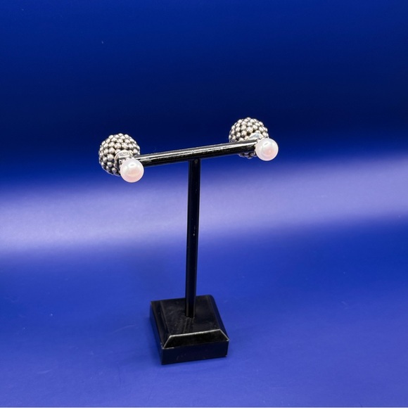 LAGOS Signature Caviar Pearl Front-Back Stud Earrings - Picture 6 of 6